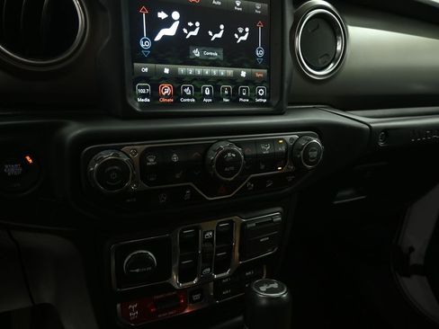 Used 2020 Jeep Wrangler Unlimited Rubicon image 15