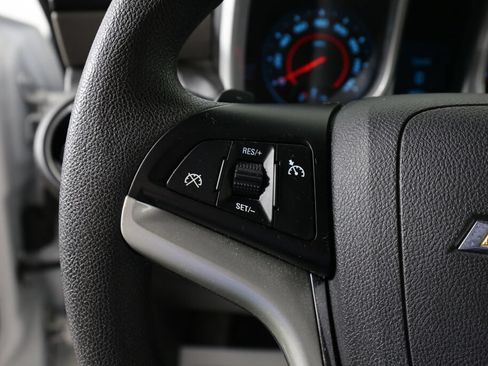 Used 2015 Chevrolet Camaro LS RWD image 22