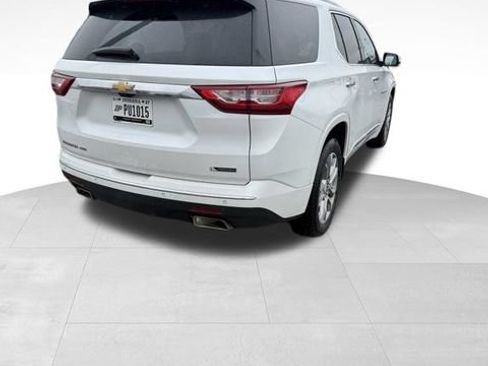 Used 2018 Chevrolet Traverse Premier AWD/4WD image 9