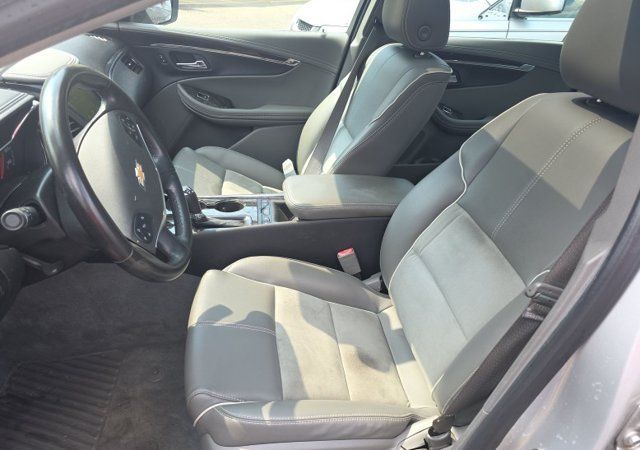 Used 2015 Chevrolet Impala LT FWD image 5