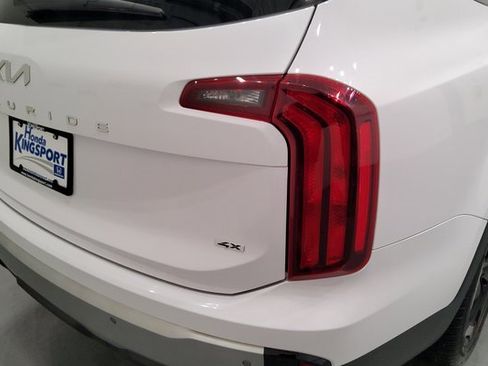 Used 2024 Kia Telluride S w/ S Sunroof Package image 12