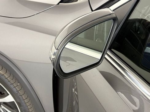 Used 2022 Mercedes-Benz GLB 250 image 13