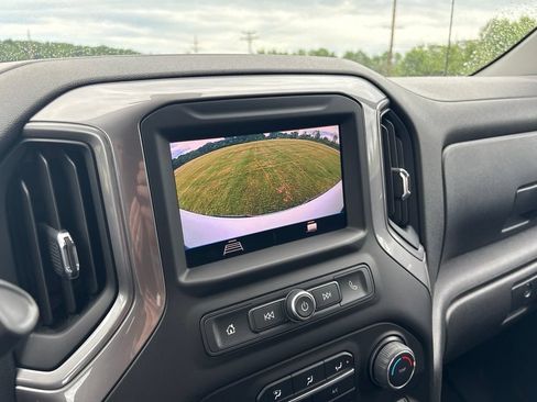 Used 2021 Chevrolet Silverado 1500 Custom w/ Custom Max Trailering Package AWD/4WD image 21