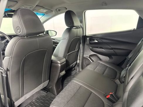 Used 2023 Chevrolet Bolt LT w/ Infotainment Package FWD image 12