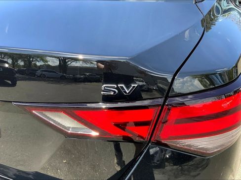 Used 2024 Nissan Sentra SV image 22