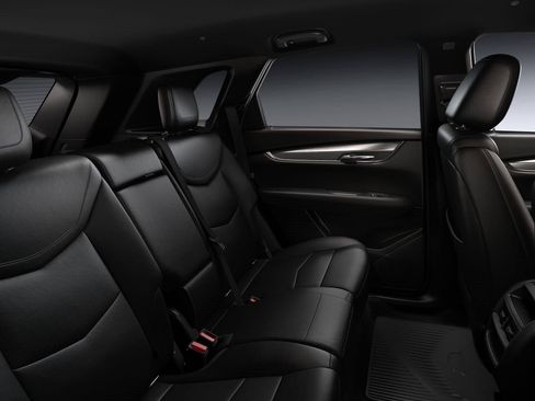 New 2025 Cadillac XT5 Luxury image 45