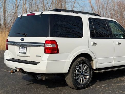 Used 2017 Ford Expedition XLT AWD/4WD image 11