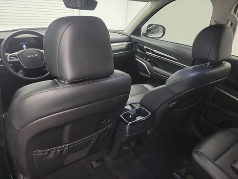 Certified 2024 Kia Telluride S w/ S Sunroof Package AWD/4WD image 13