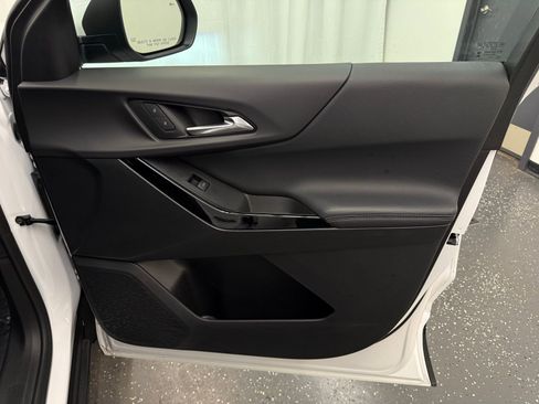 Certified 2025 Chevrolet Equinox LT image 7