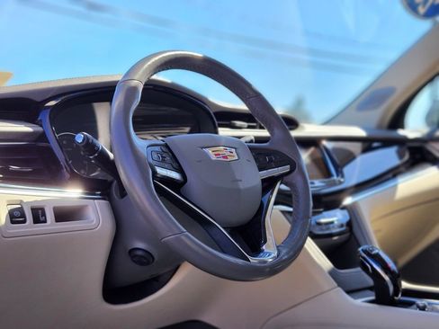 Certified 2024 Cadillac XT6 Premium Luxury AWD/4WD image 19