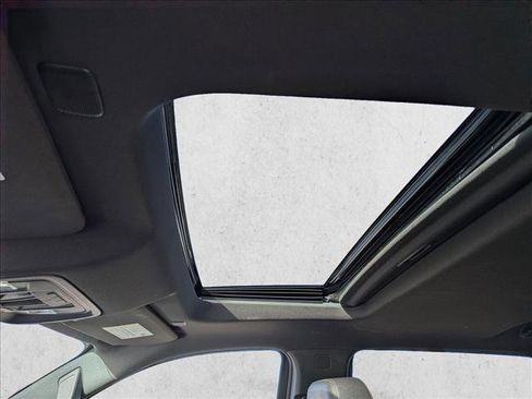 Used 2022 GMC Sierra 1500 AT4 w/ AT4 Premium Package image 16