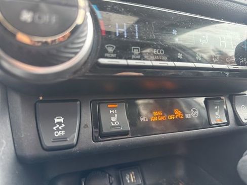 Used 2023 Toyota RAV4 XLE image 6