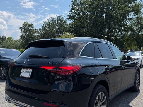 Used 2023 Mercedes-Benz GLC 300 4MATIC image 5
