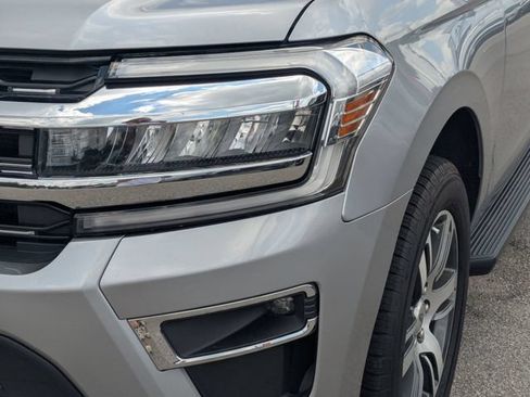 Used 2024 Ford Expedition Max Limited AWD/4WD image 9