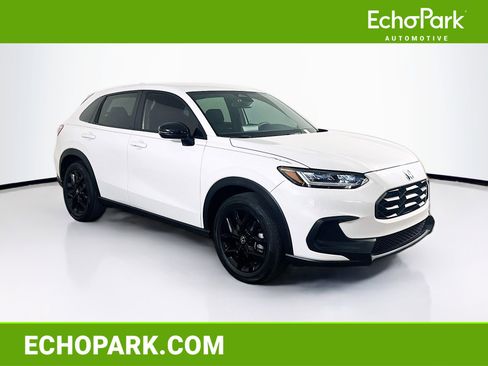 Used 2024 Honda HR-V Sport image 1