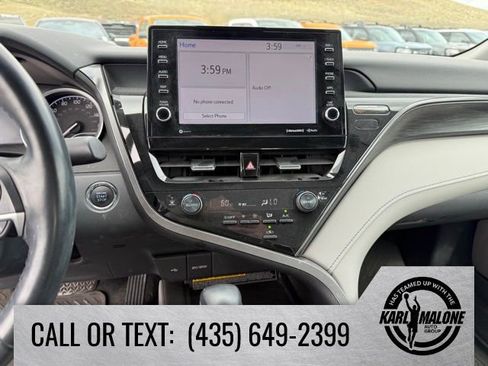 Used 2021 Toyota Camry XLE AWD/4WD image 19