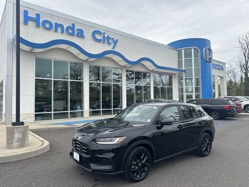 Used 2024 Honda HR-V Sport image 2