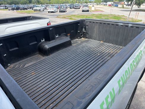 Used 2022 GMC Sierra 1500 Pro w/ Pro Value Package image 5