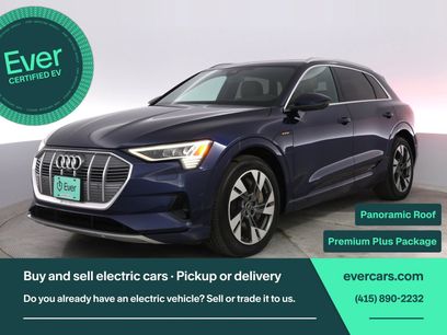Used 2022 Audi e-tron Premium Plus w/ Premium Plus Package