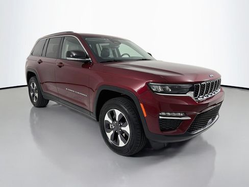 Used 2023 Jeep Grand Cherokee 4WD 4xe image 1