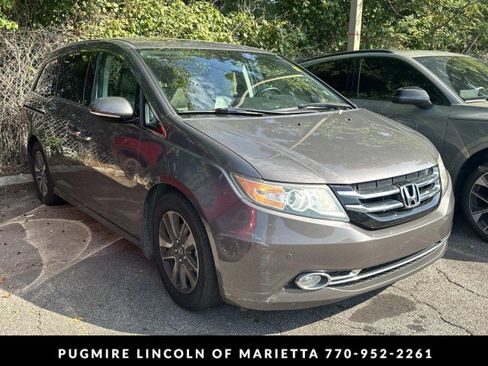 Used 2016 Honda Odyssey Touring image 1