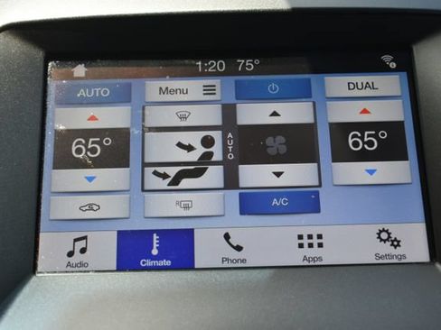 Used 2019 Ford Edge SEL w/ Equipment Group 201A AWD/4WD image 25