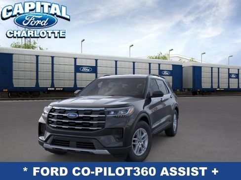 New 2026 Ford Explorer Active RWD image 2