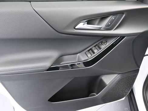 New 2026 Chevrolet Equinox LT FWD image 20