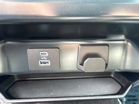 Used 2023 Ford F150 XLT RWD image 26