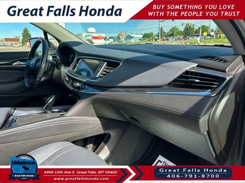Used 2019 Buick Enclave Essence w/ Experience Buick Package AWD/4WD image 32