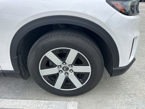 Used 2024 Honda Prologue EX image 16