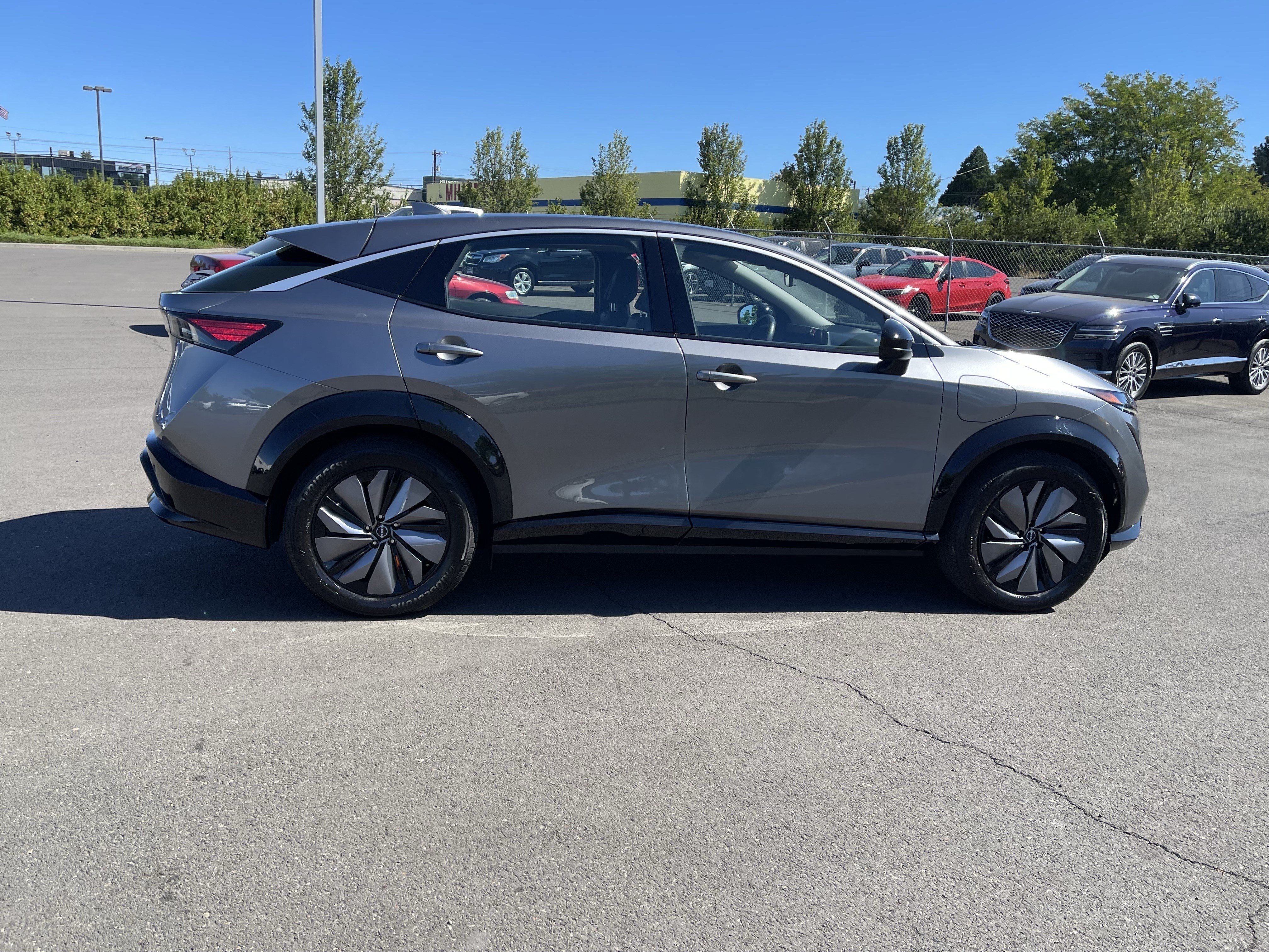 Used 2024 Nissan Ariya FWD image 6