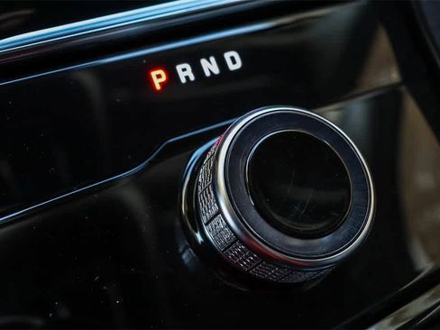 Used 2023 Jeep Grand Cherokee Limited image 20