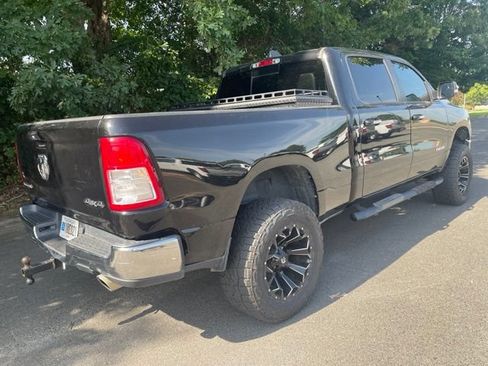 Used 2019 RAM 1500 Big Horn AWD/4WD image 4