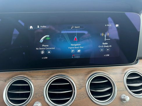 Used 2022 Mercedes-Benz E 350 4MATIC Sedan image 21
