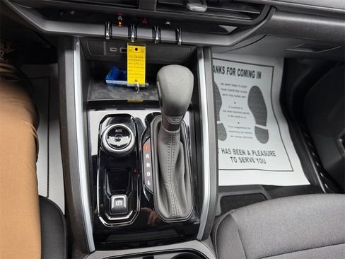 Certified 2024 Chevrolet Colorado Trail Boss image 21