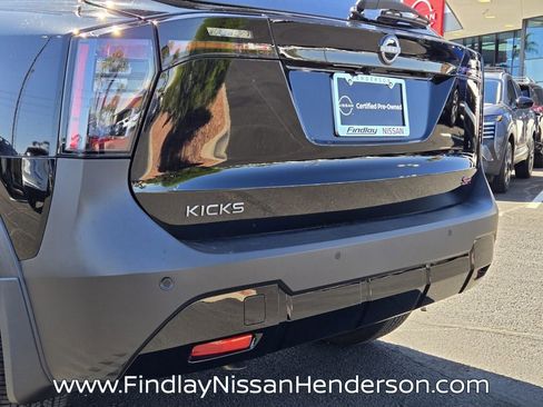 Used 2025 Nissan Kicks SR FWD image 5