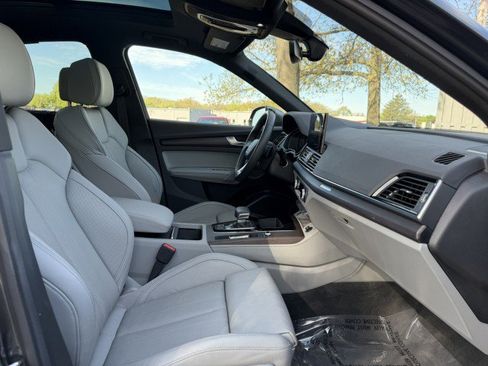 Certified 2023 Audi Q5 2.0T Prestige AWD/4WD image 27