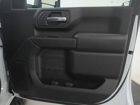 Used 2025 GMC Sierra 2500 Pro image 13