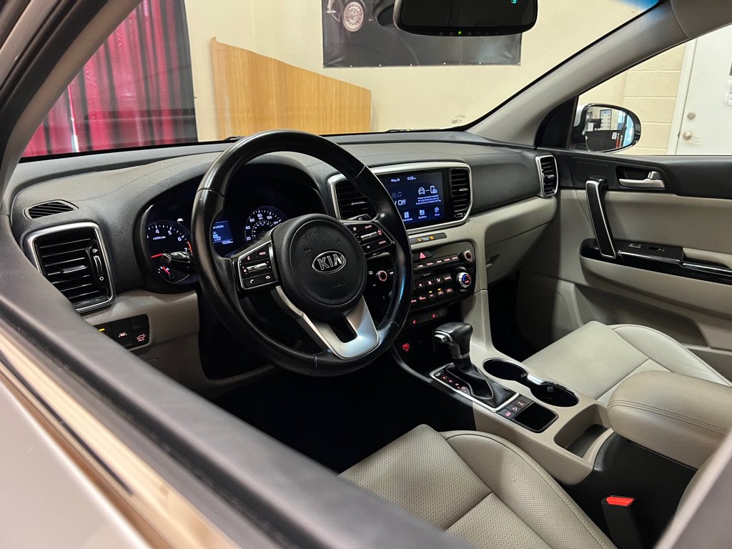 Used 2020 Kia Sportage EX AWD/4WD image 13