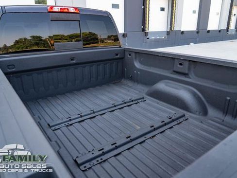 Used 2015 Chevrolet Silverado 2500 LT w/ LT Convenience Package AWD/4WD image 14