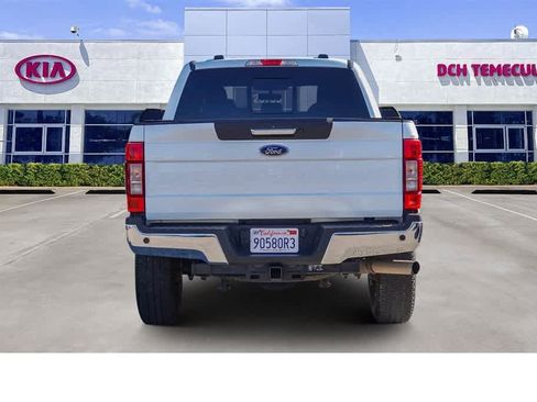 Used 2020 Ford F250 Lariat w/ FX4 Off-Road Package image 5