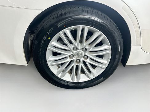 Used 2017 Lexus ES 350 w/ Premium Package FWD image 11
