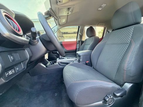 Used 2023 Toyota Tacoma SR5 w/ SR5 Appearance Package RWD image 26