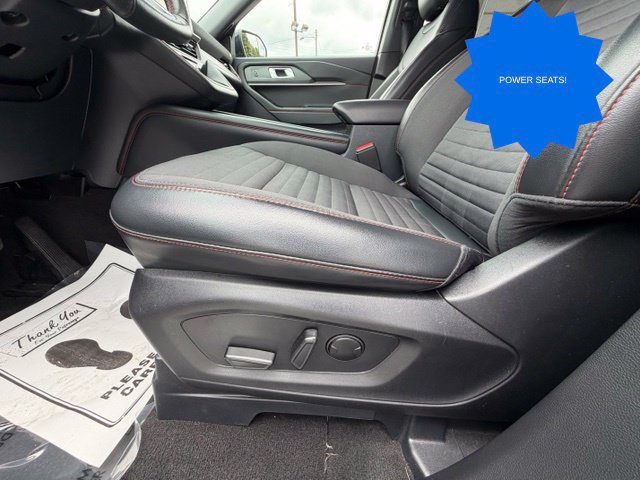 Certified 2025 Ford Explorer ST-Line AWD/4WD image 13
