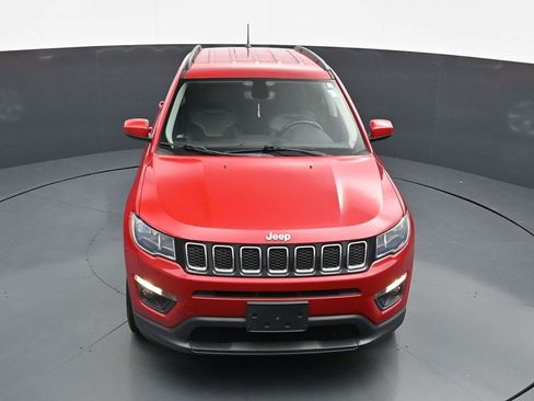 Used 2020 Jeep Compass Latitude w/ Cold Weather Group AWD/4WD image 24