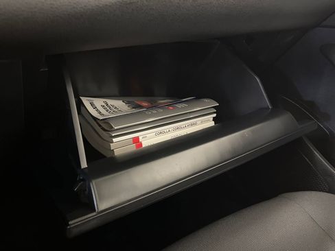 Used 2023 Toyota Corolla LE image 19