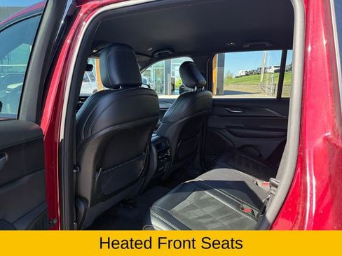 Used 2025 Jeep Grand Cherokee Altitude image 26