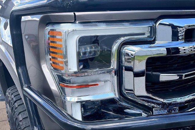 Certified 2022 Ford F350 Lariat w/ Tremor Off-Road Package AWD/4WD image 30