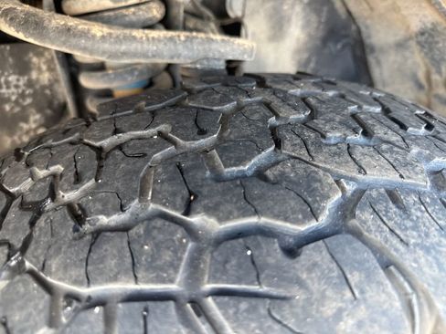 Used 2021 Toyota Tacoma TRD Off-Road image 29